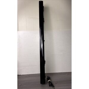 Bose CineMate 1 SR Speaker Array Sound Bar Model 328040 w Power Cord 36.5" Works